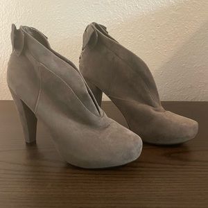 Guess High Heel Boots - Size 6 1/2